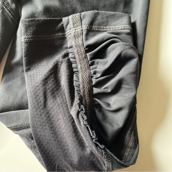 Lululemon Sz 4 Yoga Running Crop Legging Pant Capri black orange Waist - Picture 3 of 9